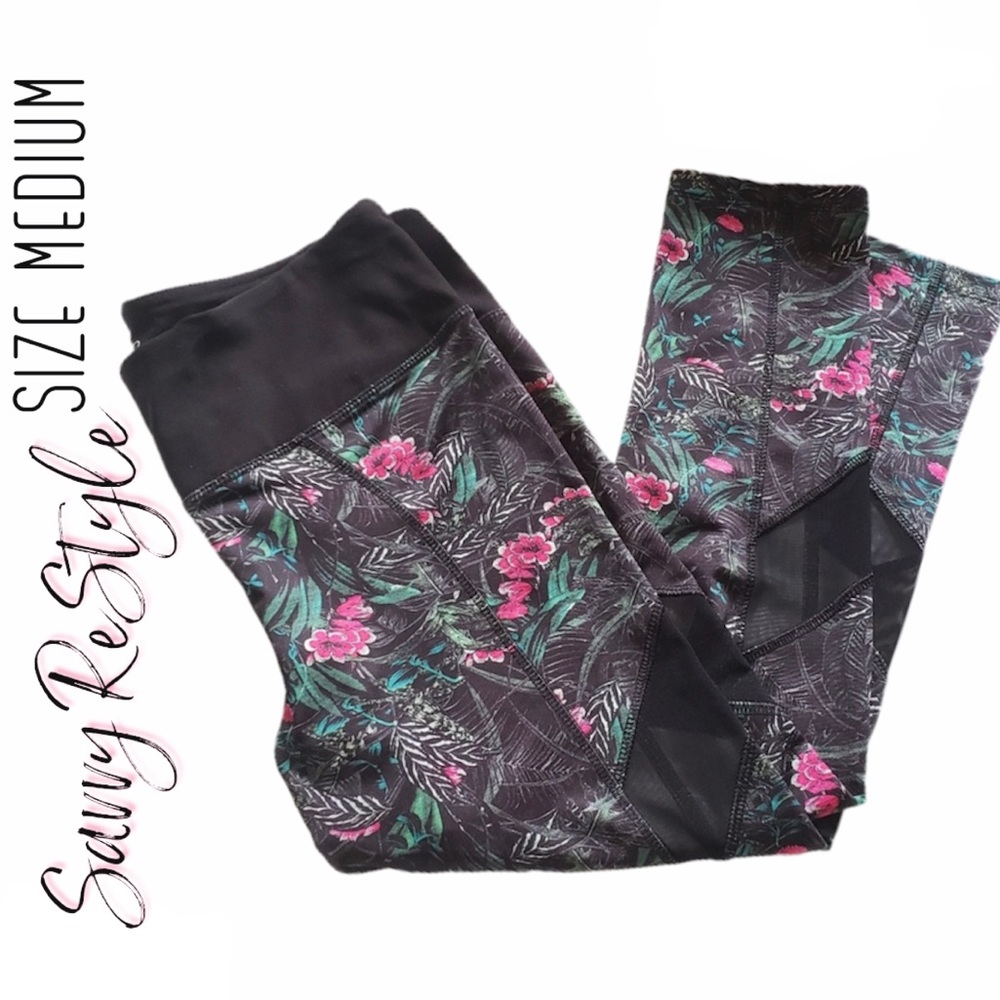 Mesh Design Athletic Capri |Size M